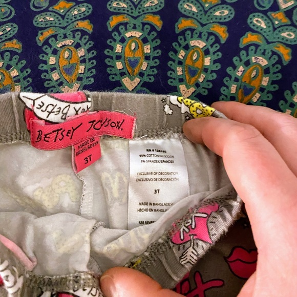 Size 3T girls lot. Great pre-loved condition! ~BUNDLE & SAVE~ - Picture 15 of 16